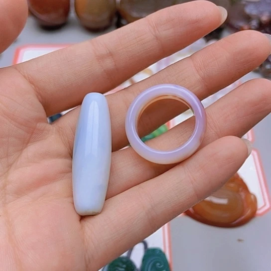 【闪购商品】未镶嵌玛瑙/玉髓珠宝奇石郑**╮