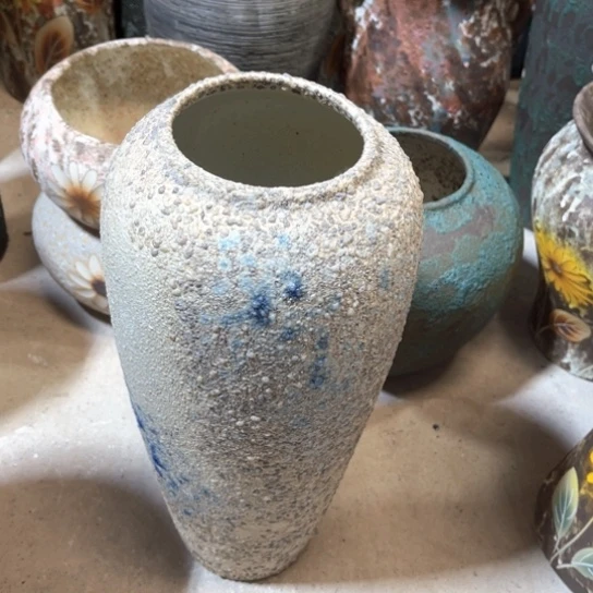 罐默认微瑕，有孔编号20-19