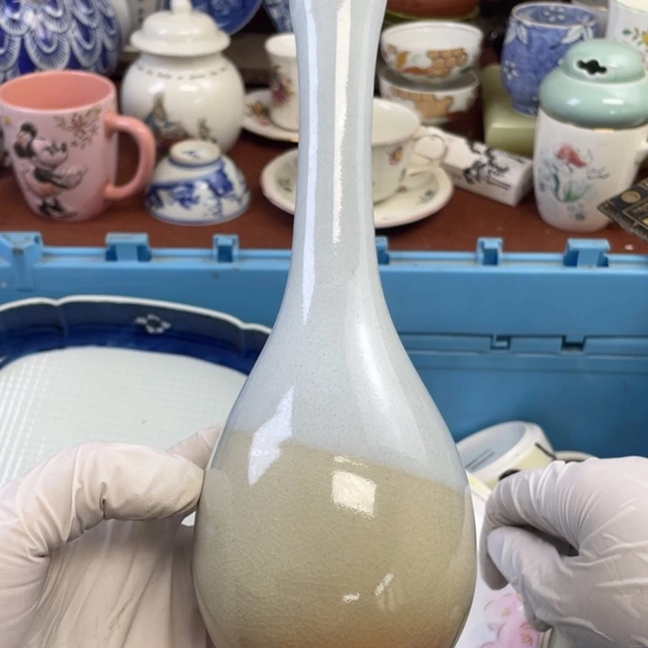 他家瓷器真美….开播了