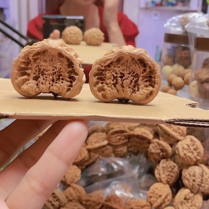 【闪购商品】文玩核桃把件46蛇头