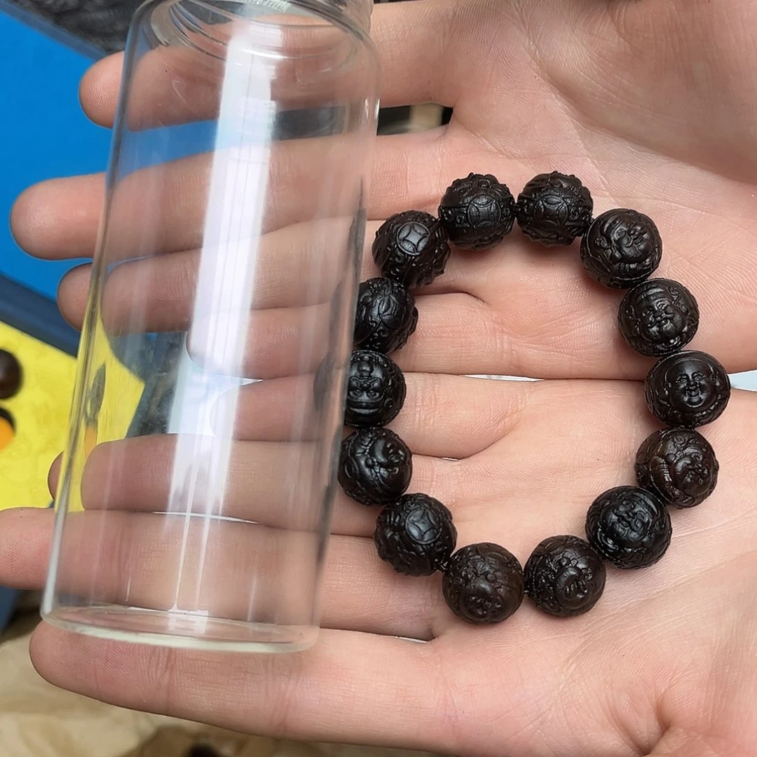 大叶紫檀（黑酸枝木类）