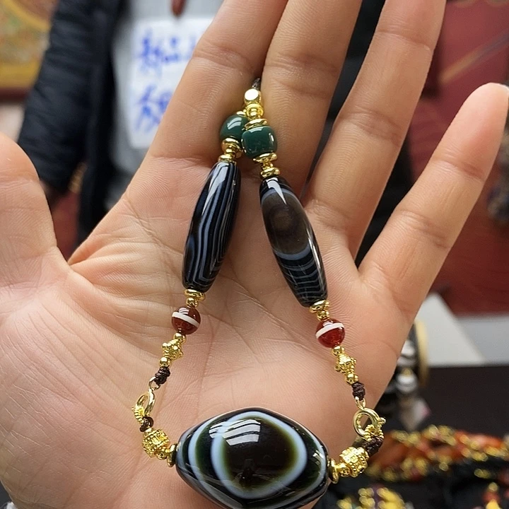 玛瑙/玉髓合金颈饰