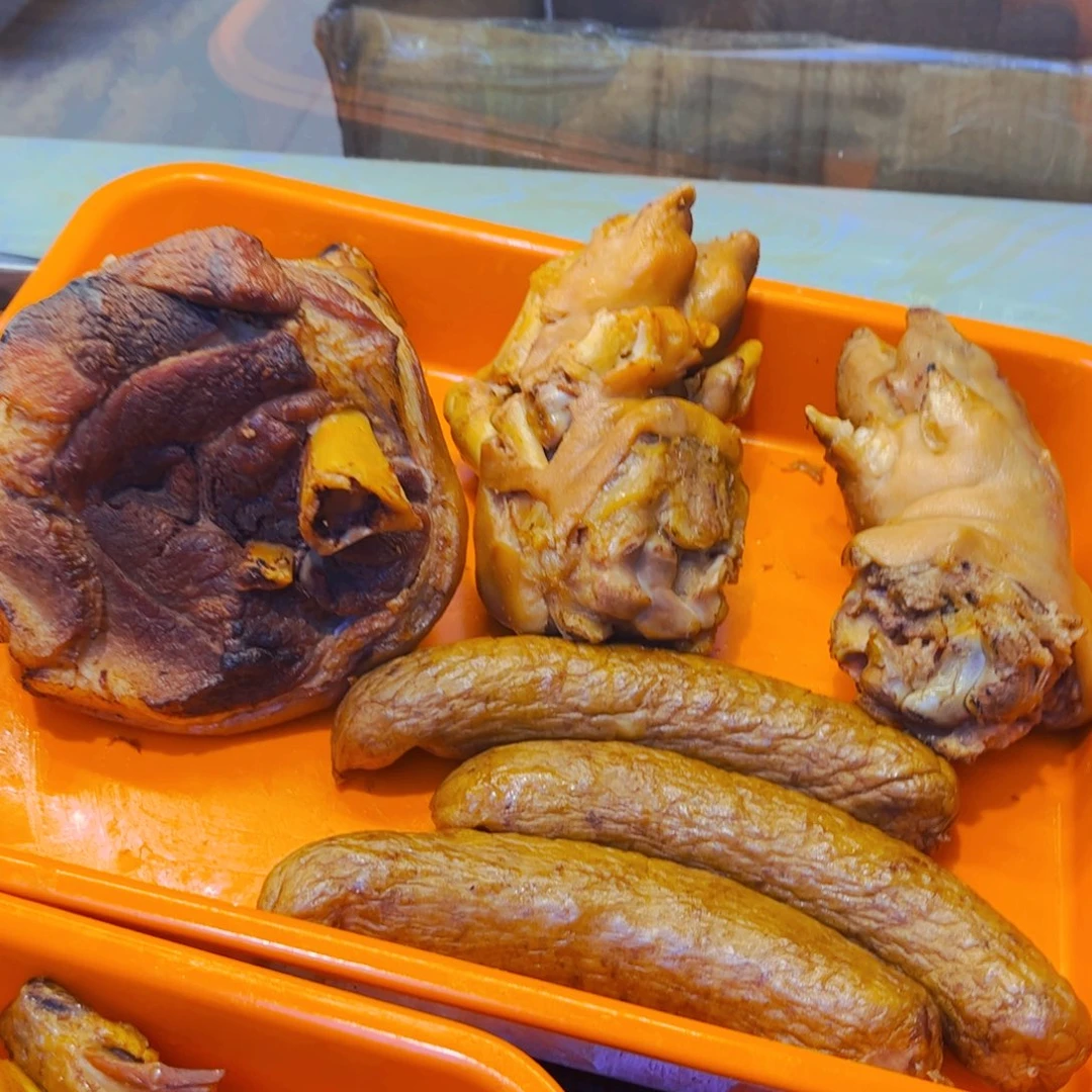 2斤肘子➕2大猪蹄➕3红肠99包邮