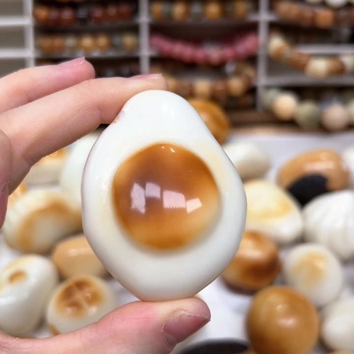 白玉菩提把件1.19.45象牙果把件煎蛋