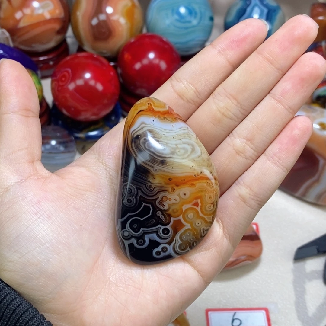 玛瑙/玉髓未镶嵌珠宝奇石