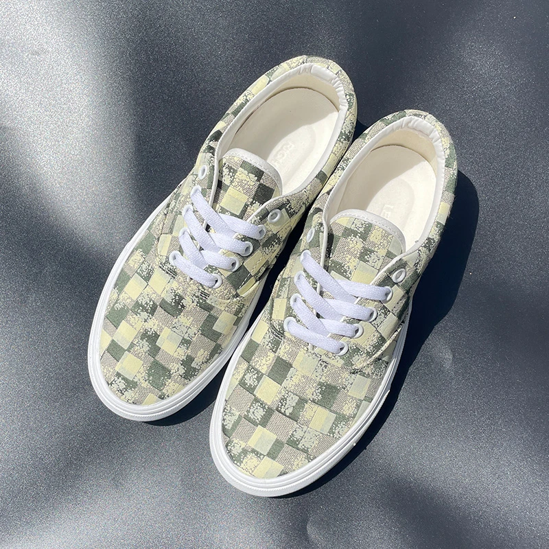 时尚板鞋绿色迷彩格子低帮4748码帆布鞋大码男鞋夏季棋盘格情侣鞋