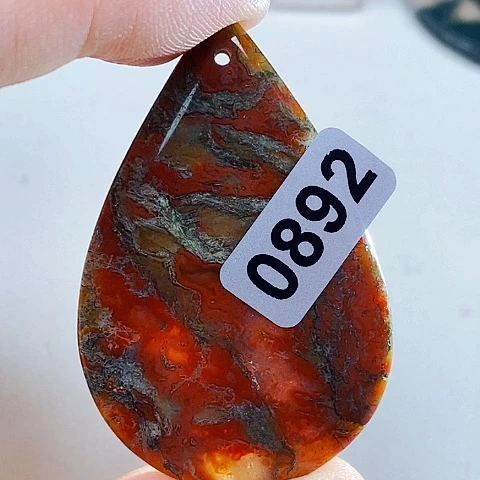 未镶嵌颈饰玛瑙/玉髓丨*