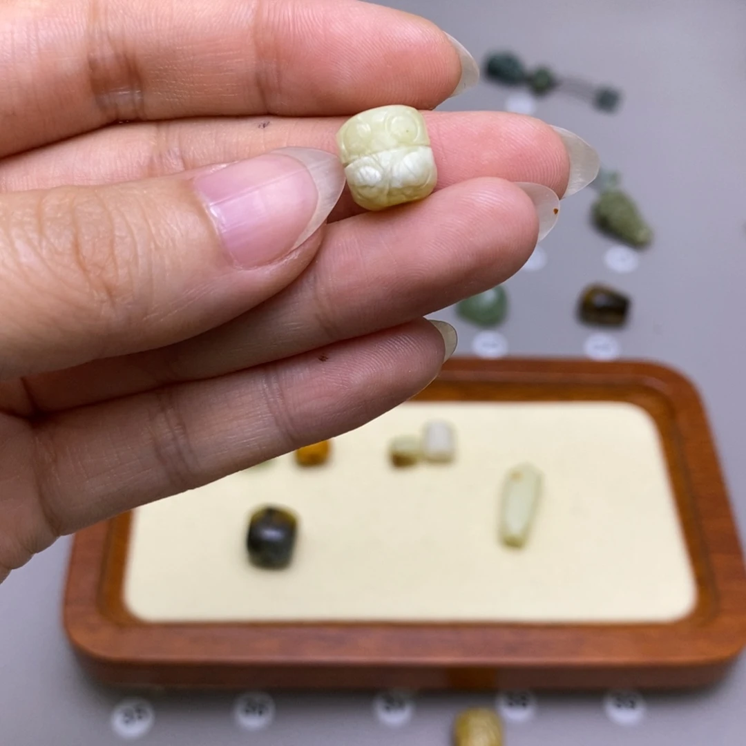 ৡ***࿐蛇纹石玉未镶嵌配饰