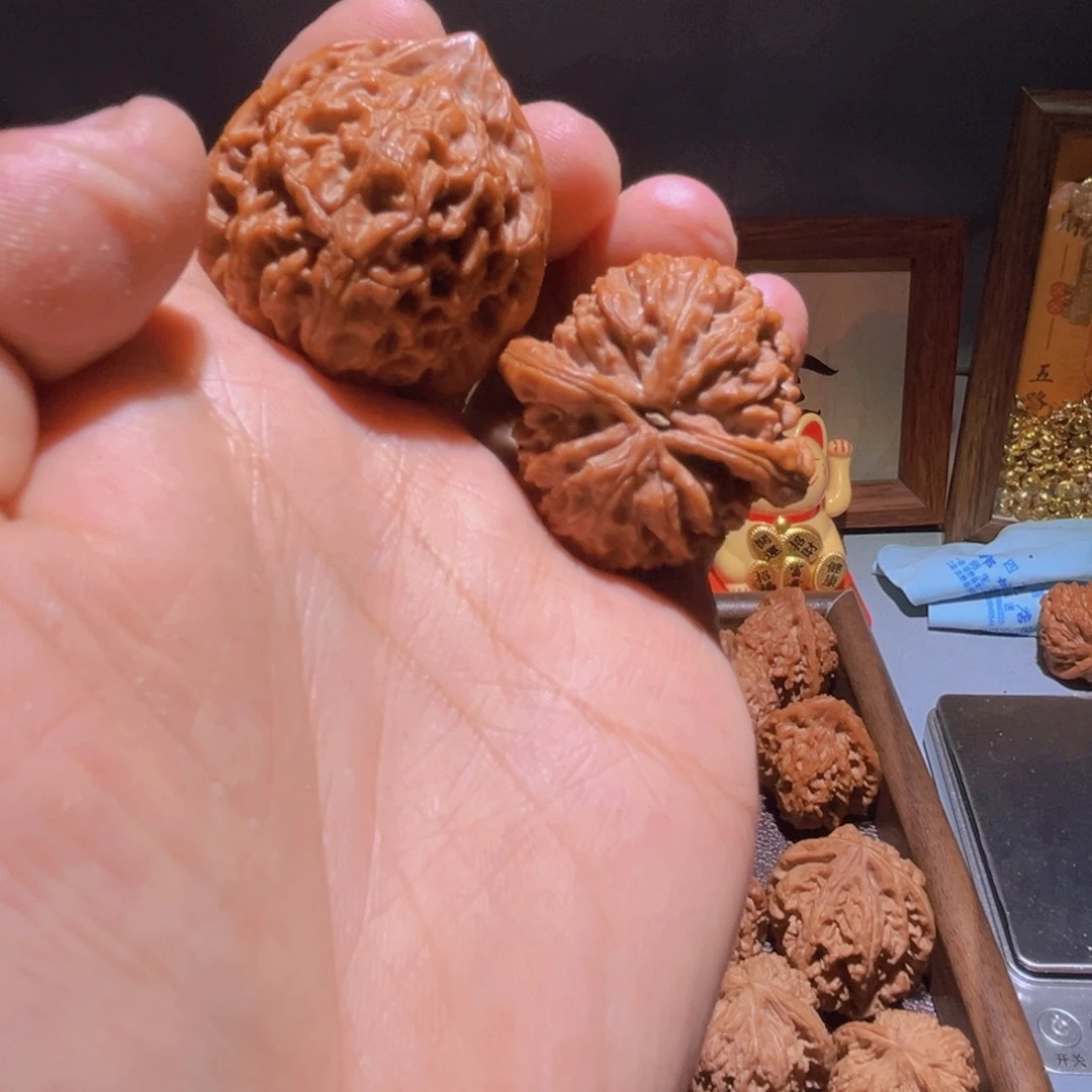 瑞麟文玩核桃水龙纹
