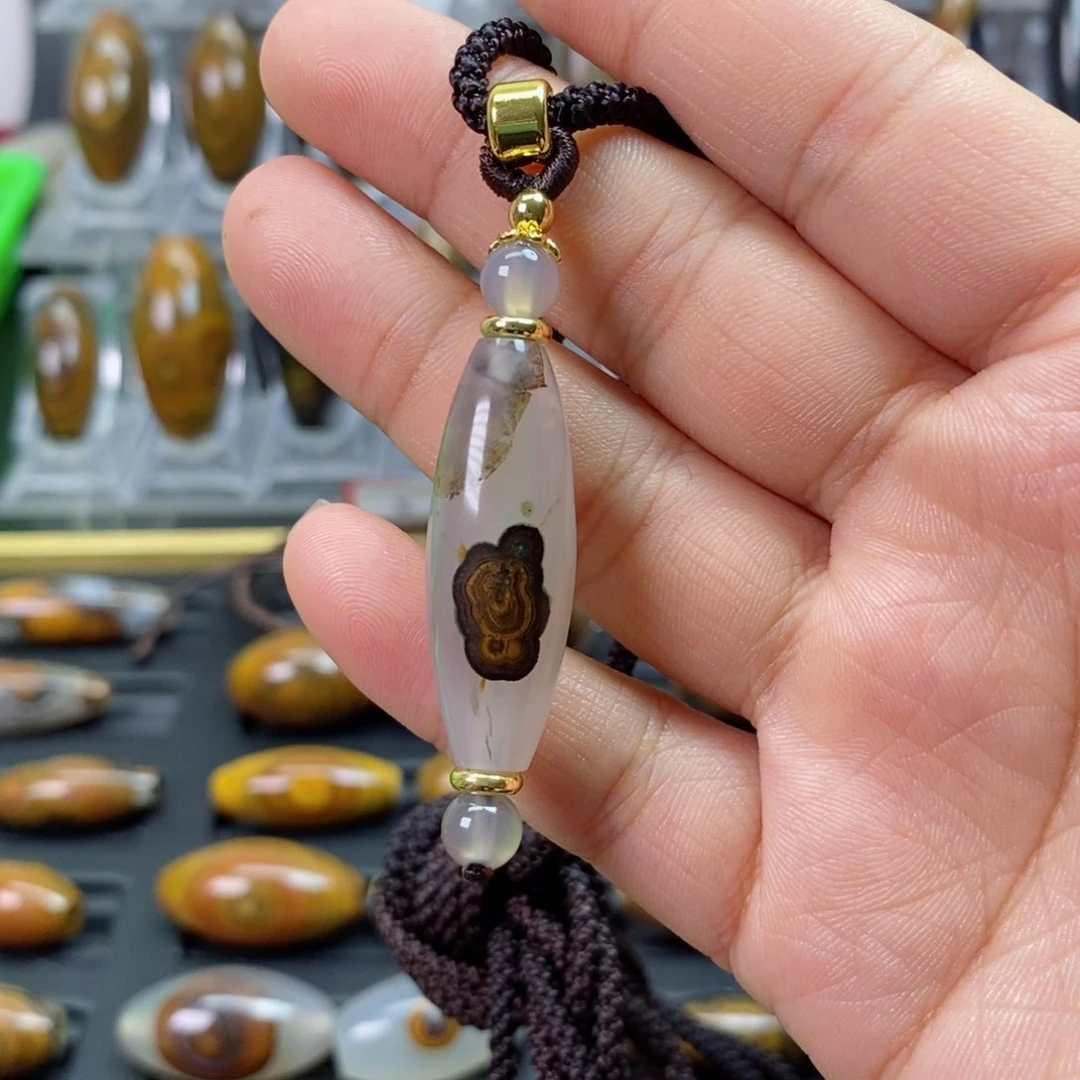 玛瑙/玉髓颈饰合金