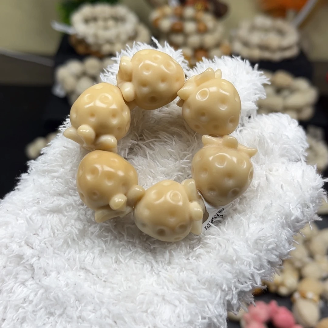 菩提根/象牙果吊坠2.6.8奶油草莓