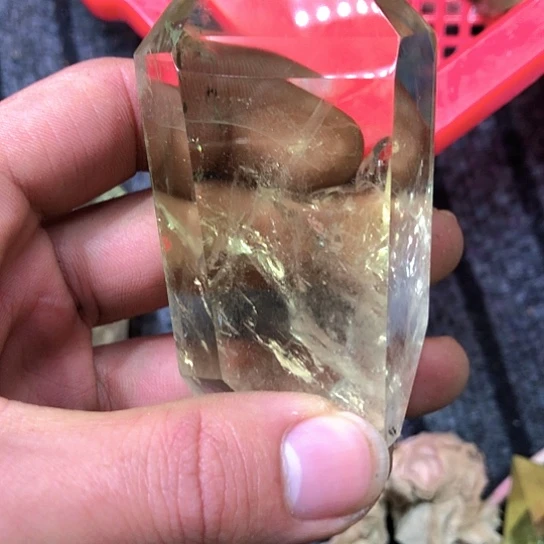 薇***0水晶未镶嵌珠宝半成品