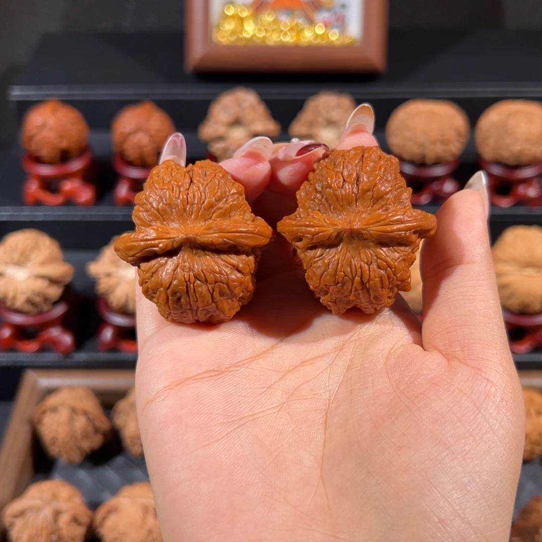 文玩核桃把件血麒麟41+