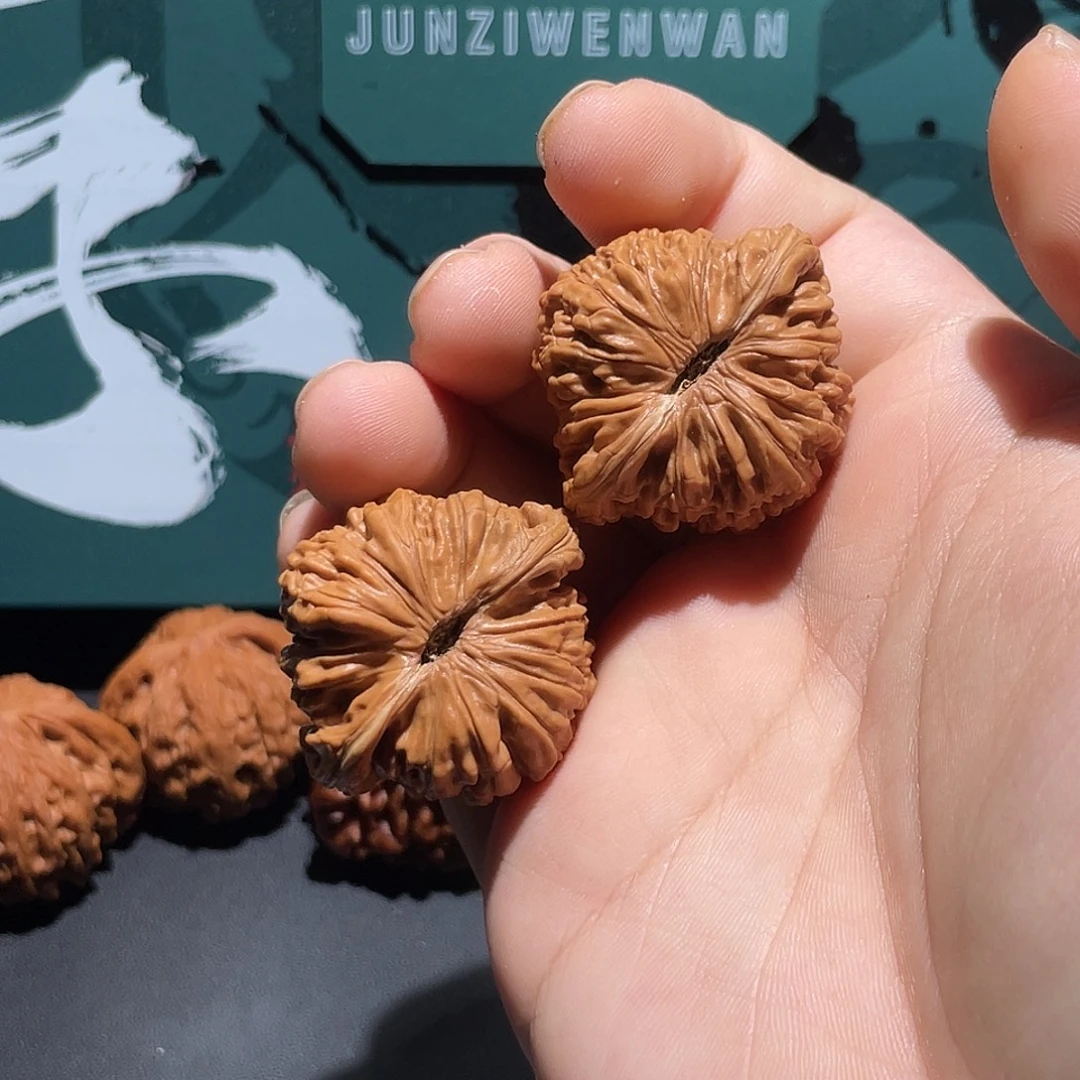 文玩核桃吊坠38兴隆楼