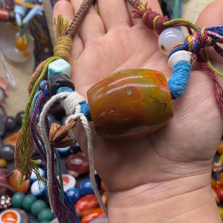 玛瑙/玉髓颈饰未镶嵌