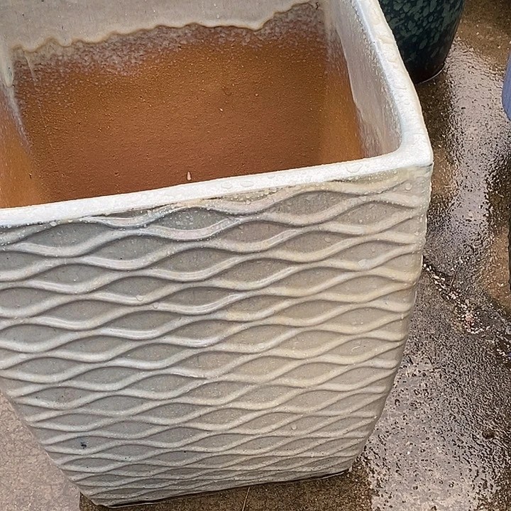 紫砂花盆口35高度41瑕疵处理