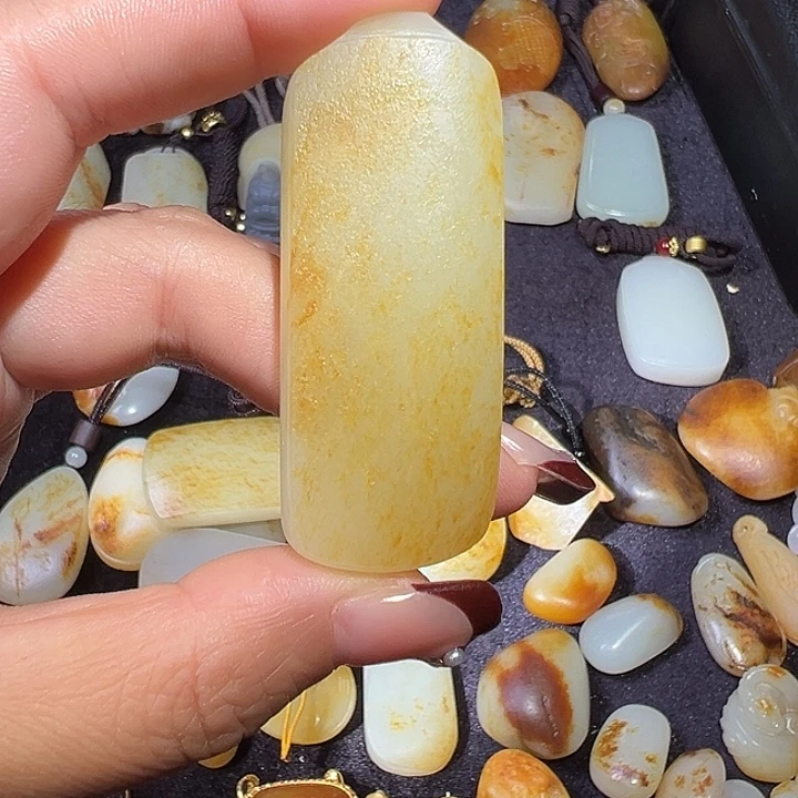 庸***扰吊坠(不含链)未镶嵌和田玉