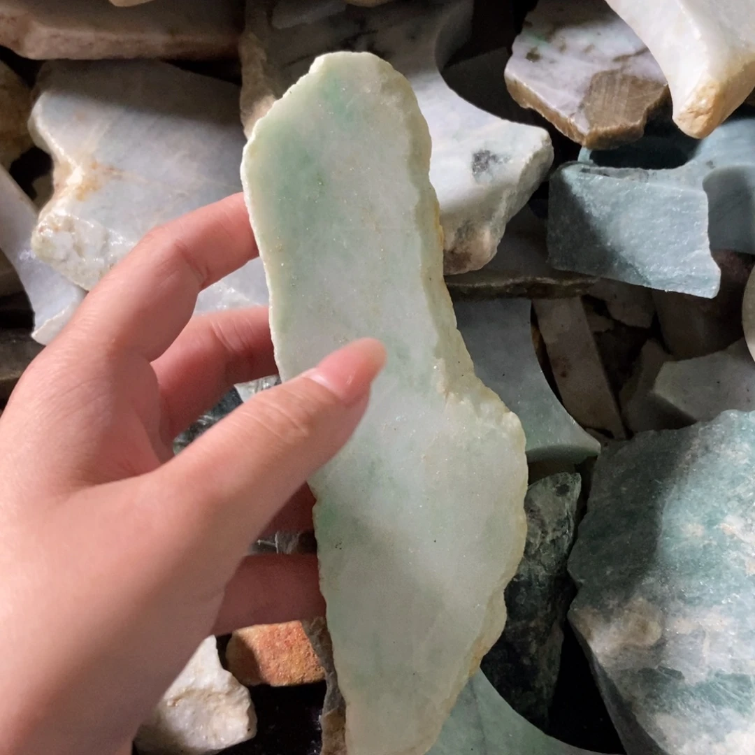 翡翠未镶嵌挂件天然翡翠