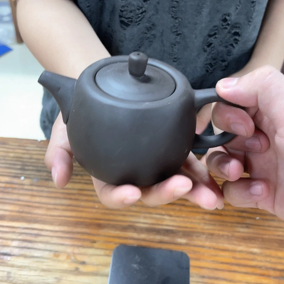 孤品茶具套装等。
