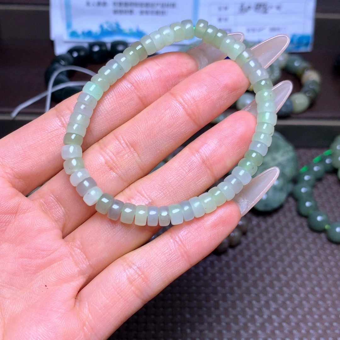 未镶嵌手串和田玉卡6