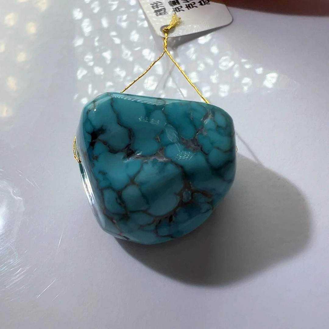 绿松石未镶嵌挂件