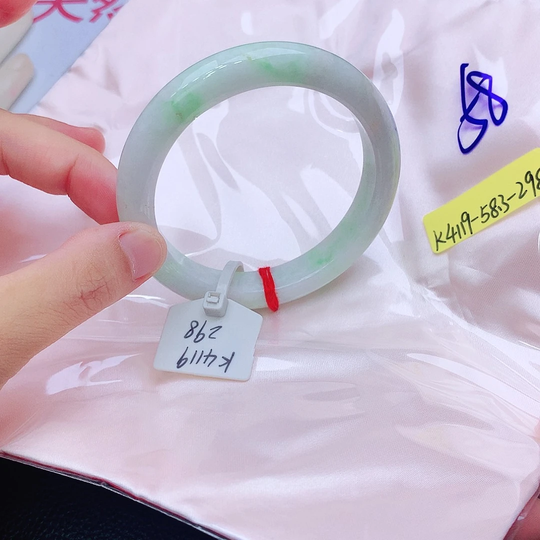 未镶嵌手镯翡翠翡翠