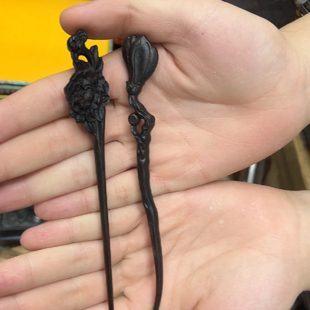 大叶紫檀（黑酸枝木类）