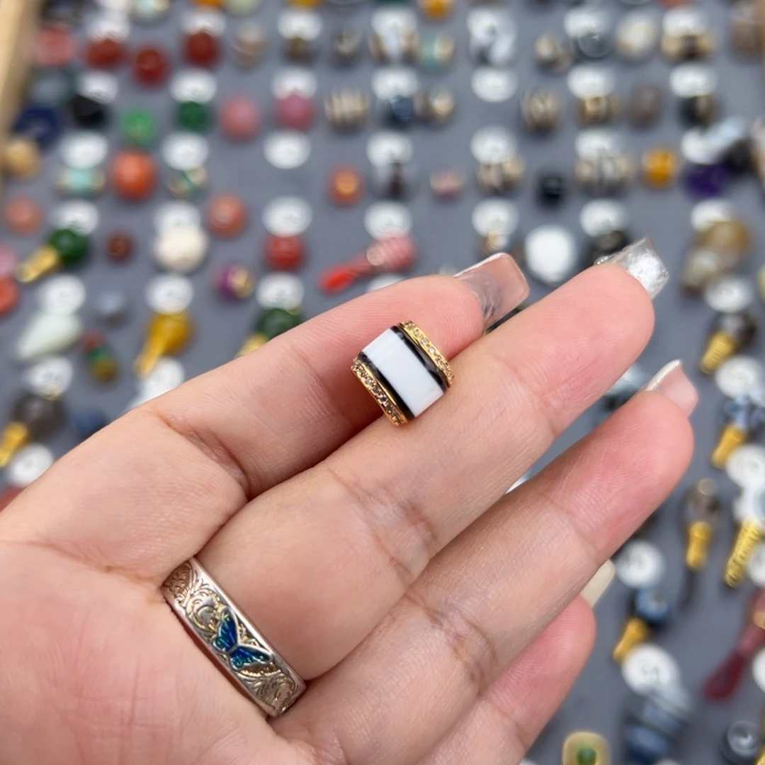 玛瑙/玉髓饰品未镶嵌m*