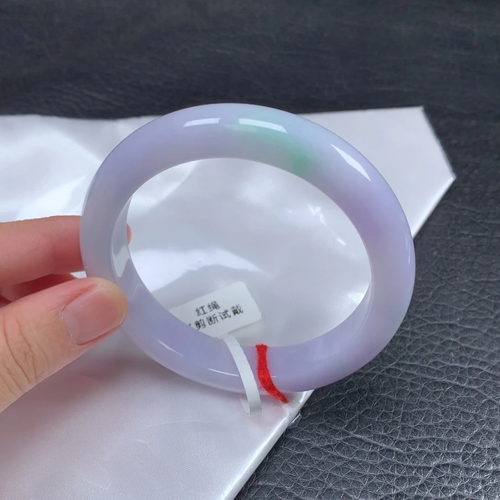 翡翠未镶嵌手镯