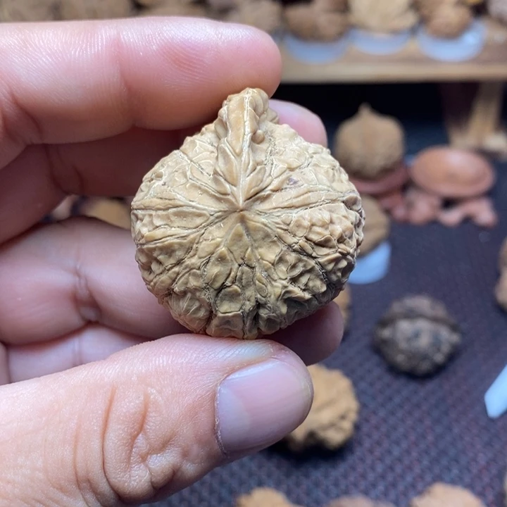 广***）文玩核桃把件文玩