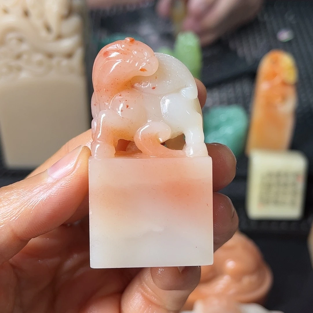 寿山石印石你说是谁