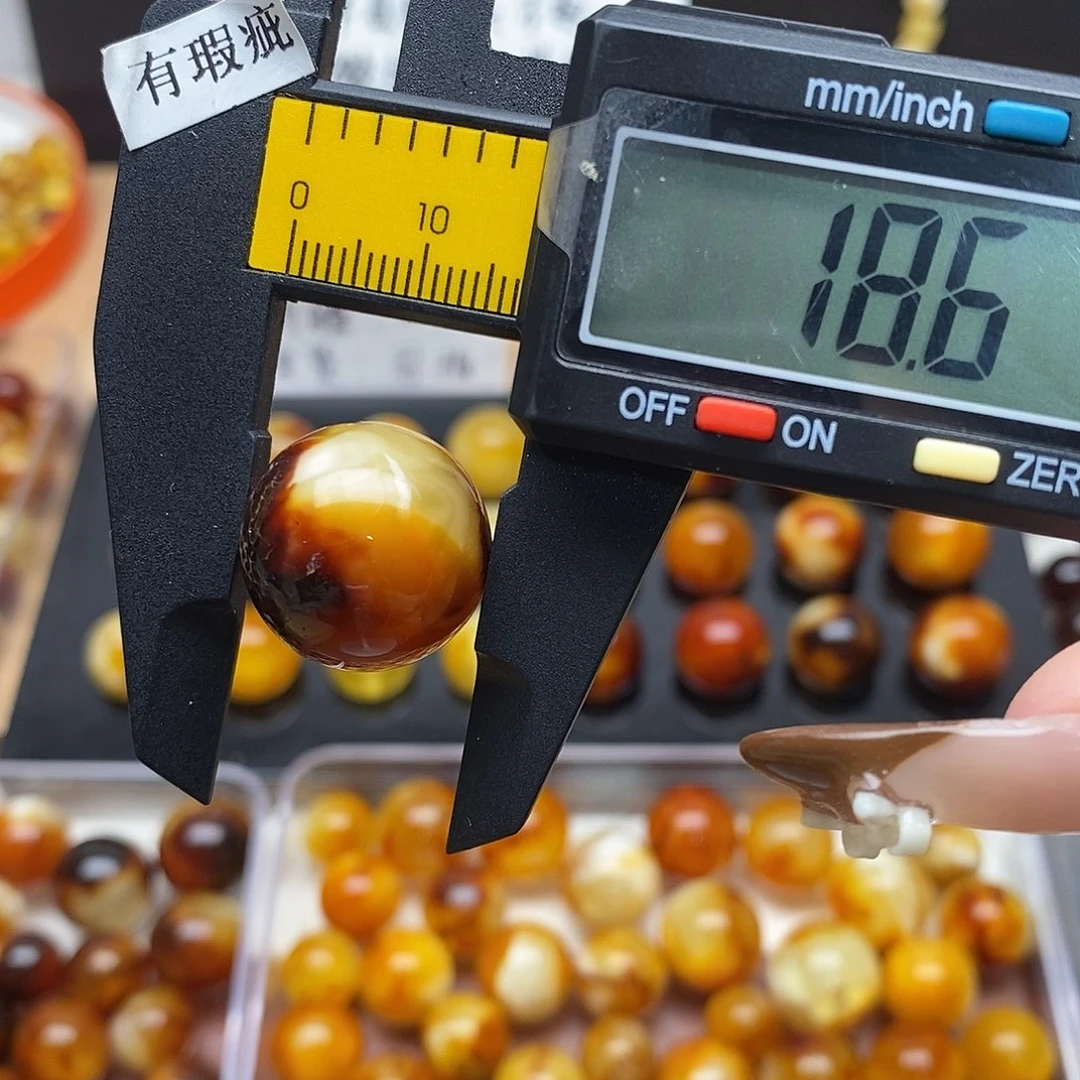 虫珀未镶嵌裸石蜜蜡827