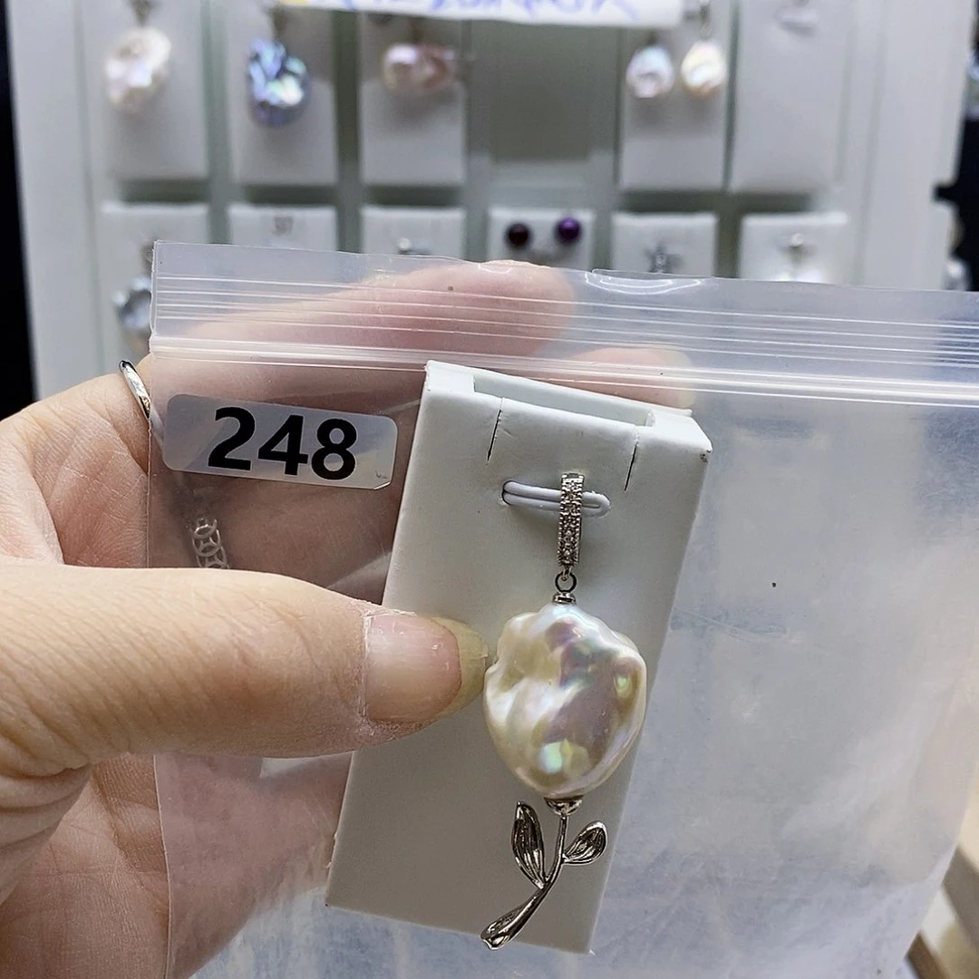 颈饰合金淡水珍珠