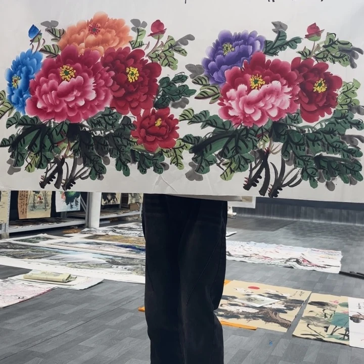 字画等多种形式的艺术作品