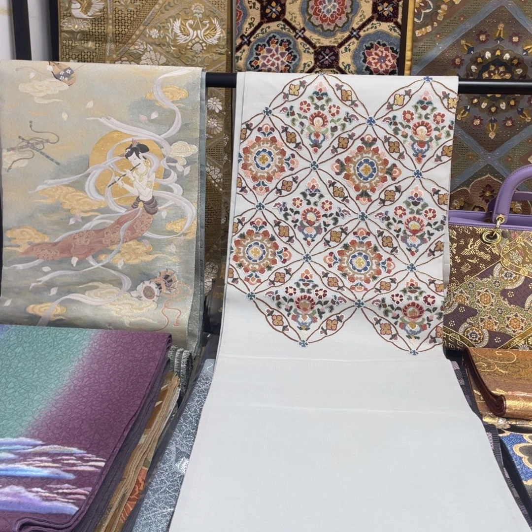 织绣唐锦西阵织 打籽绣53