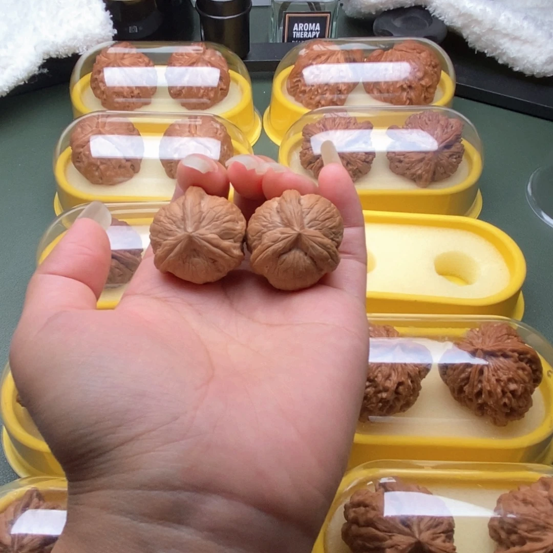 把件文玩核桃乾坤元宝奔31