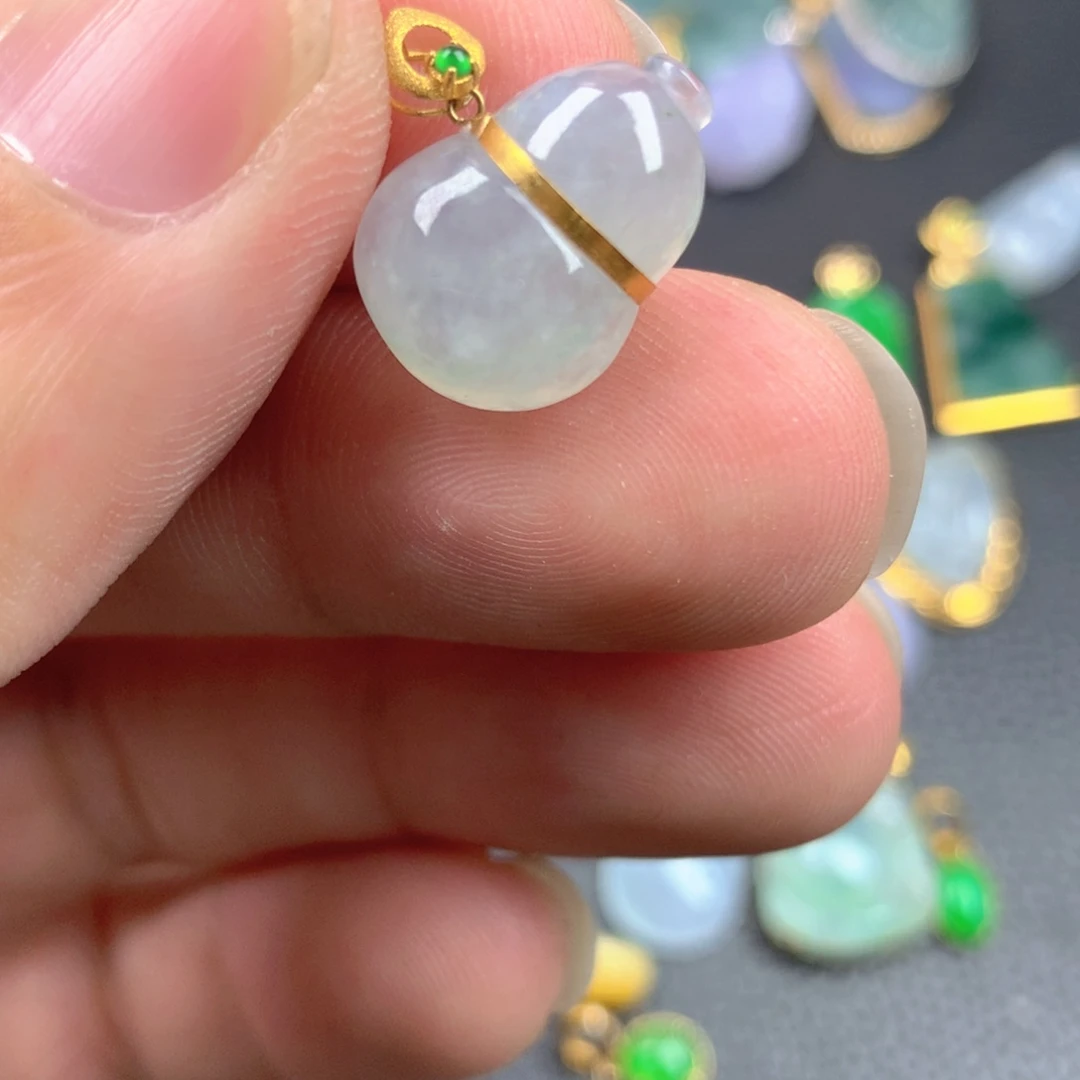 【闪购商品】翡翠18K金镶嵌颈饰翡翠