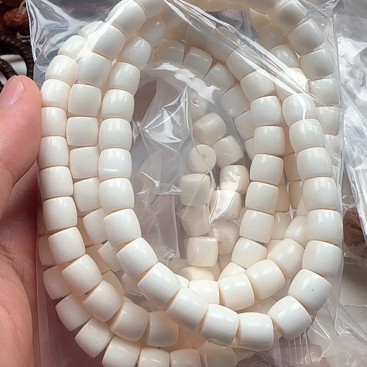 猴头核桃吊坠莫*01………………