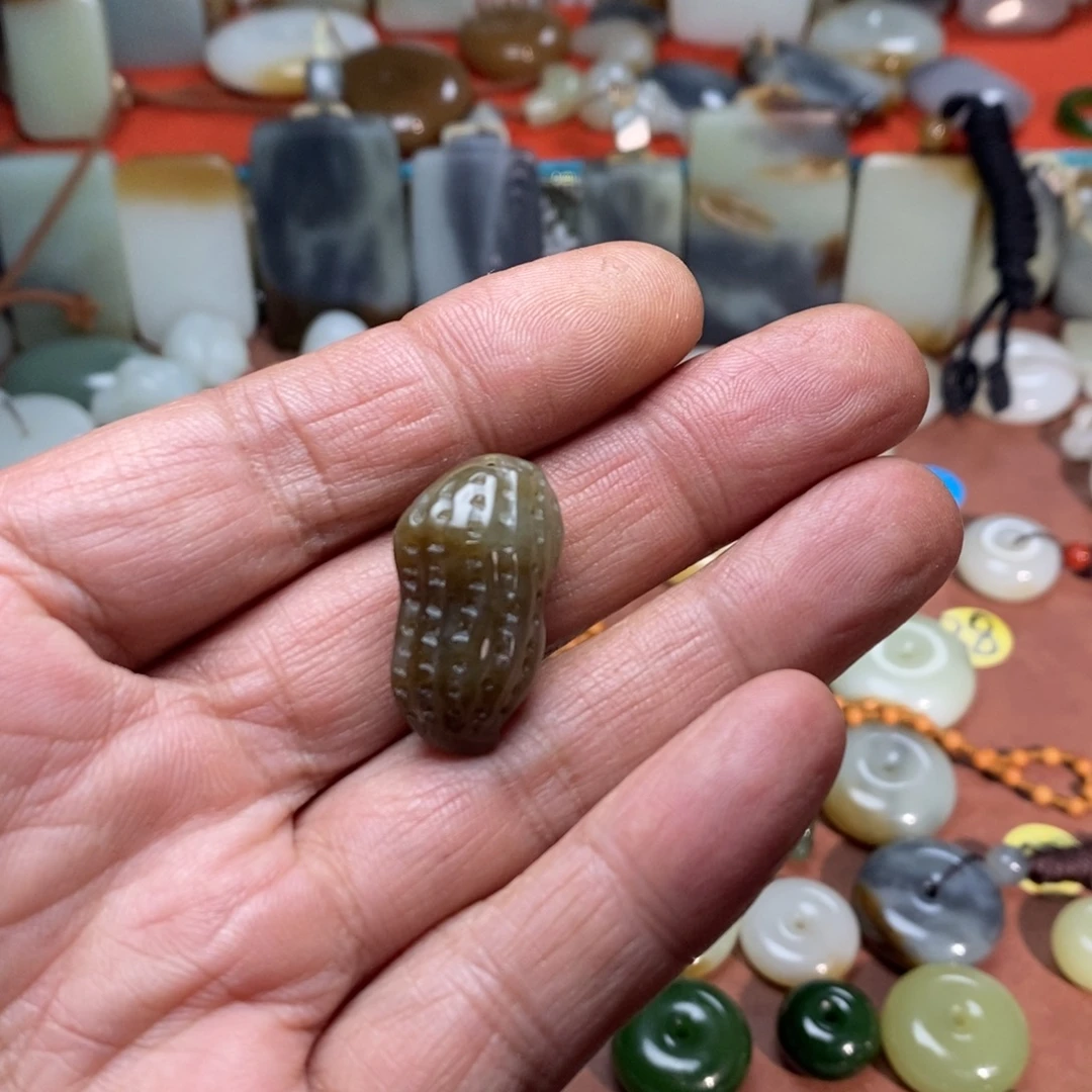 C****和田玉未镶嵌吊坠(不含链)