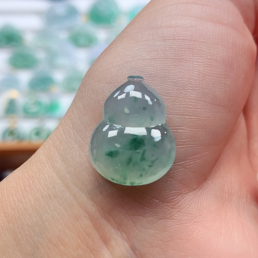 【闪购商品】吊坠(不含链)未镶嵌翡翠