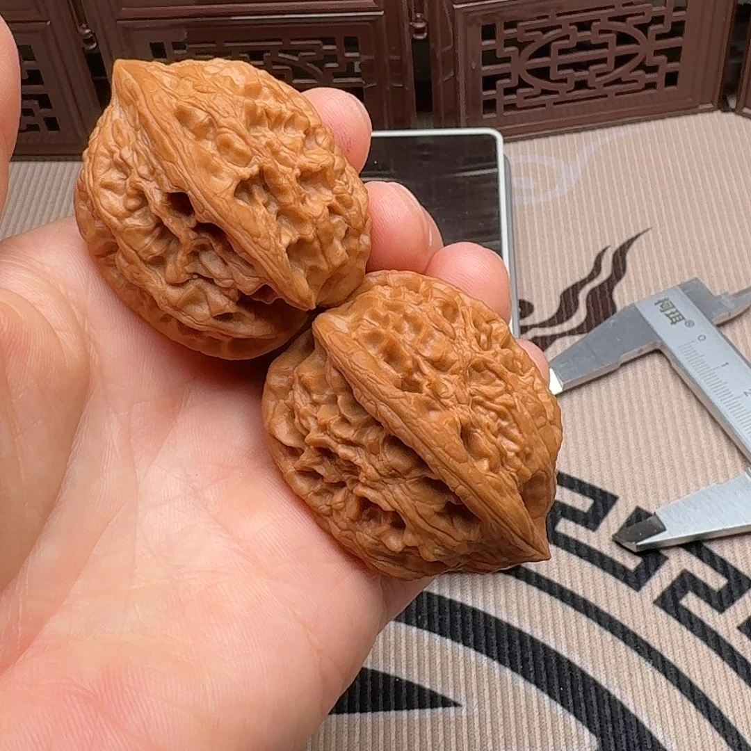 文玩核桃把件大沽石