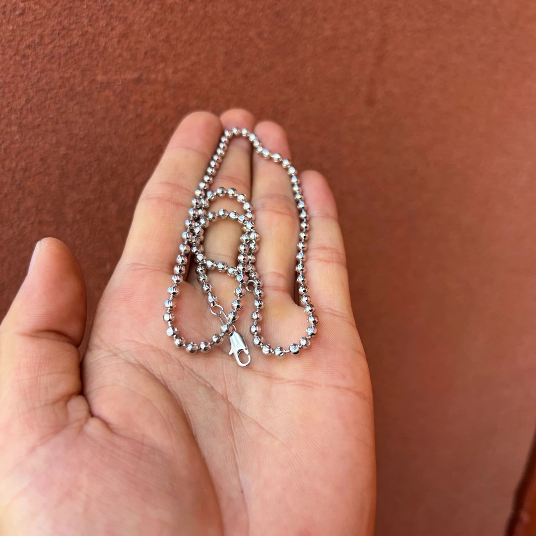 A548-云上圆珠项链