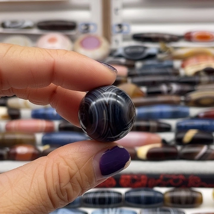 玛瑙/玉髓合金颈饰