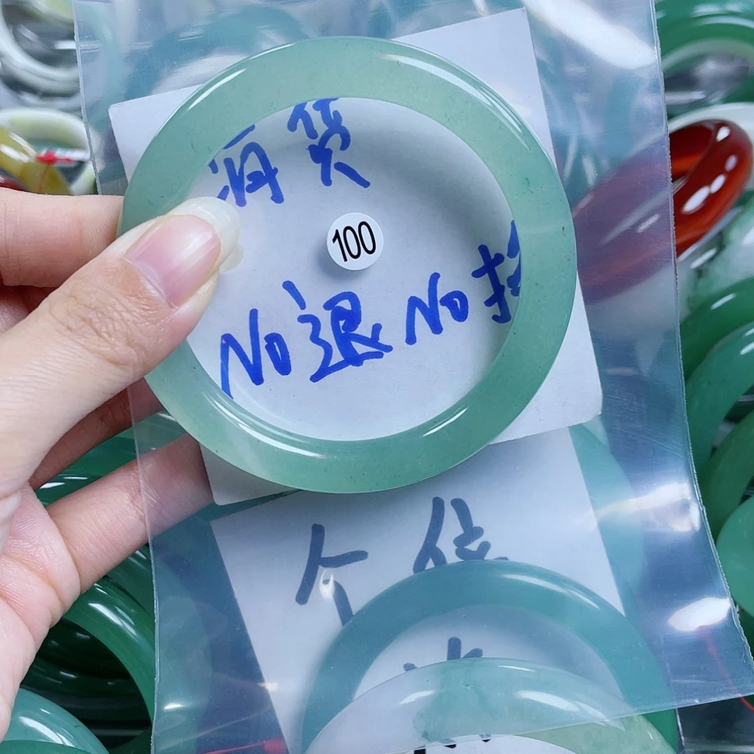【闪购商品】石英质玉颈饰未镶嵌60