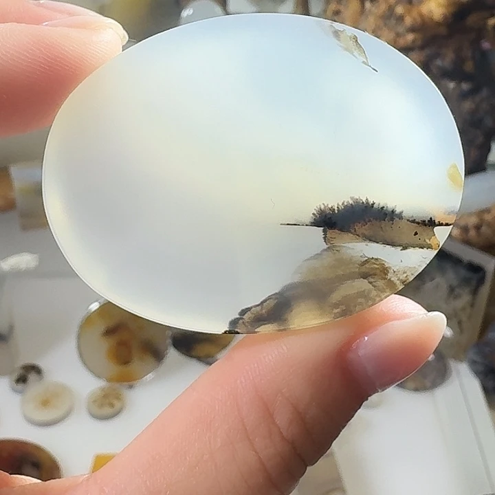 玛瑙/玉髓未镶嵌珠宝奇石