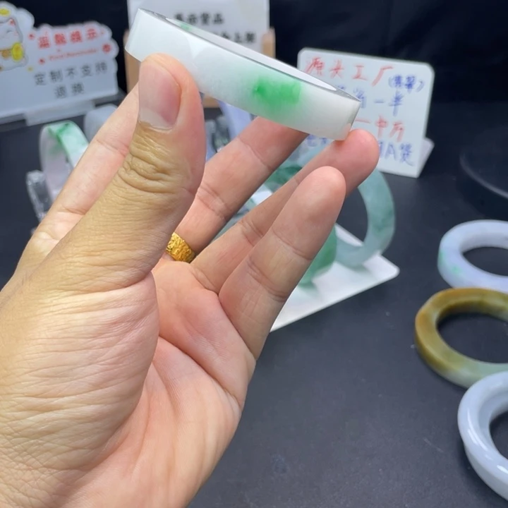 未镶嵌手镯定制翡翠56，59