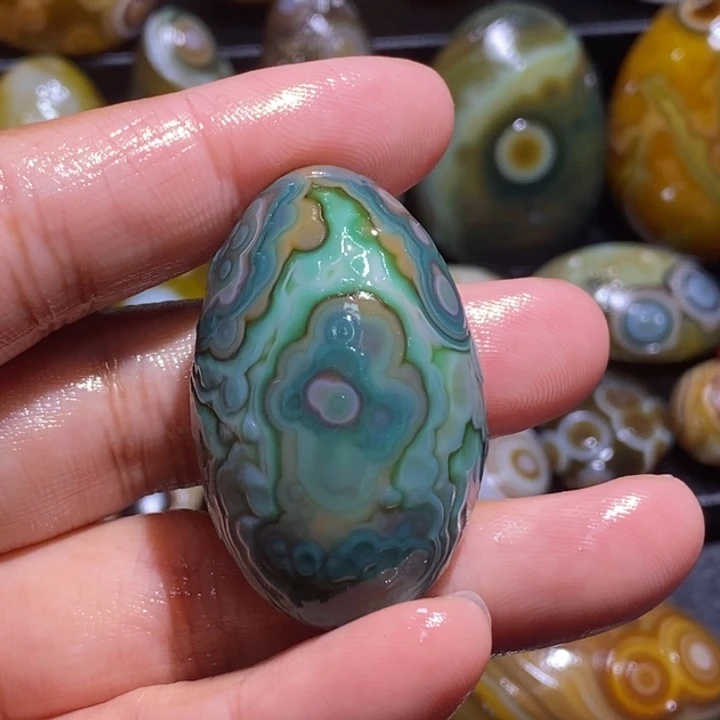 玛瑙/玉髓未镶嵌珠宝半成品83