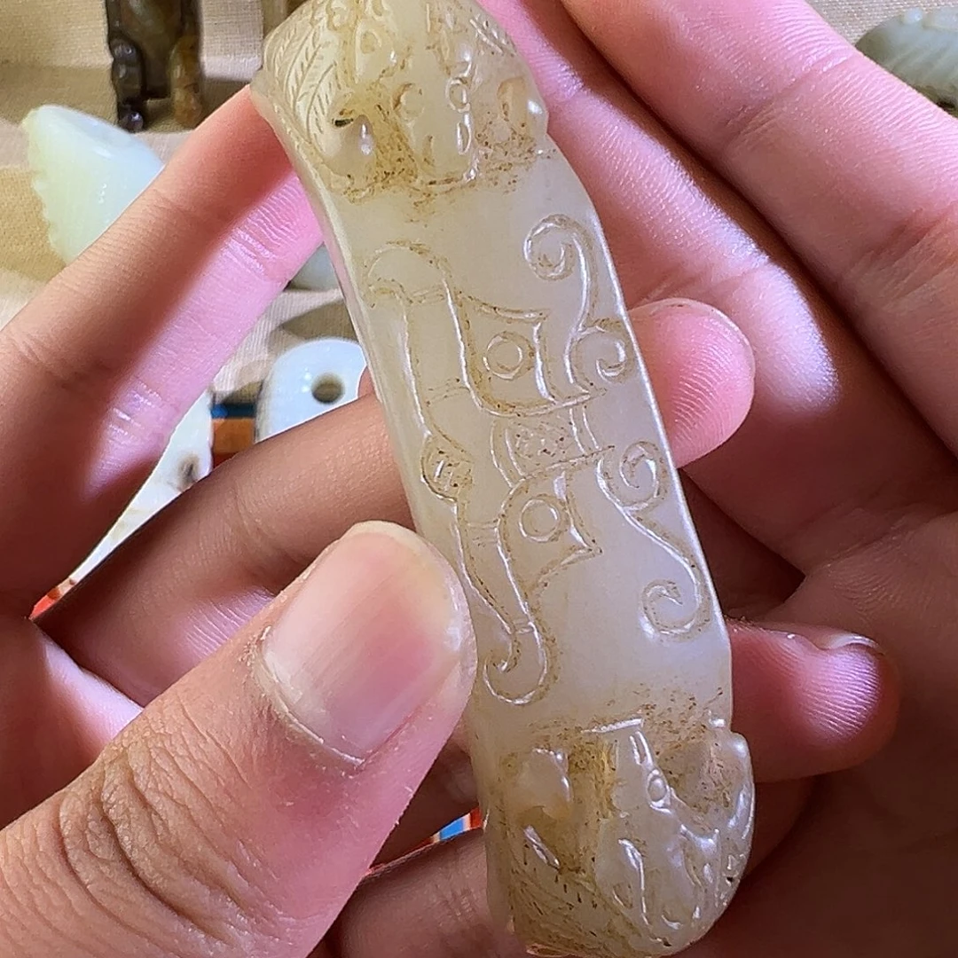 菜***菜和田玉未镶嵌颈饰