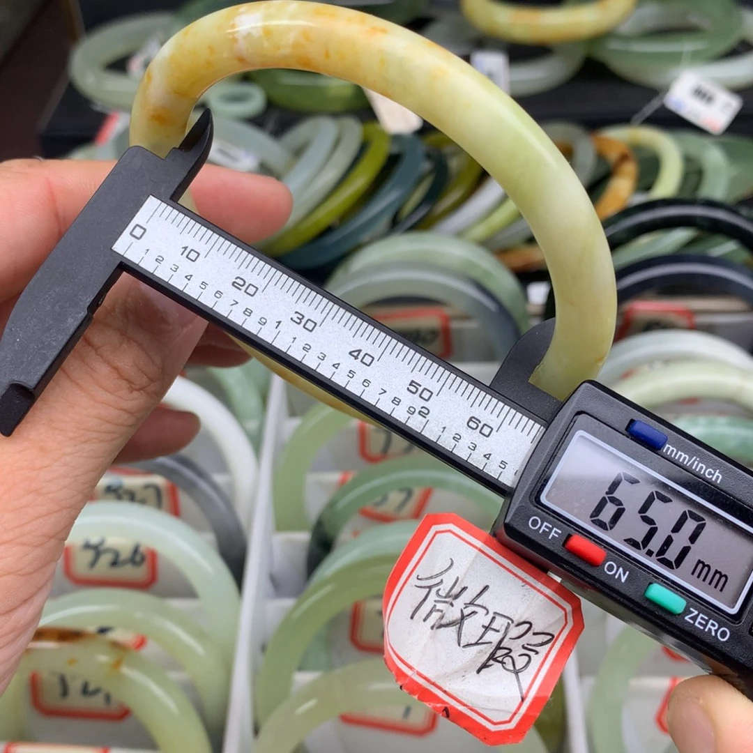 未镶嵌蛇纹石玉手镯938