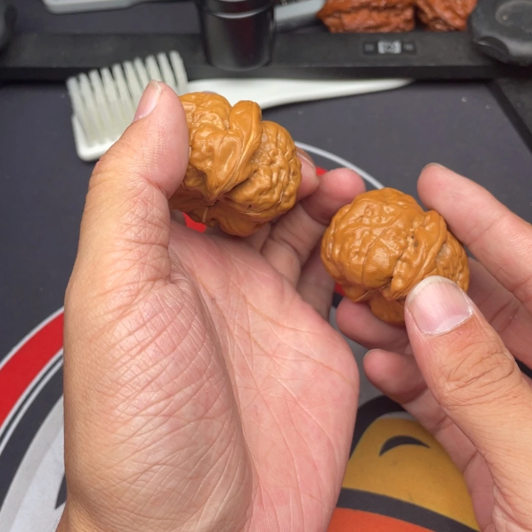 山***呀文玩核桃吊坠蛙饼